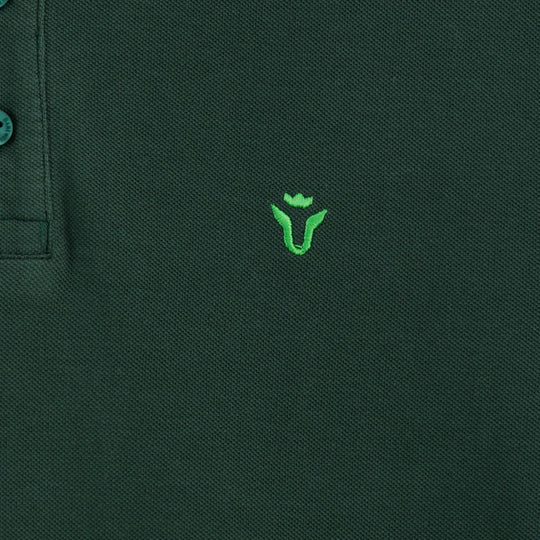 Close-up detail of Dare Wolf dark green polo t-shirt collar