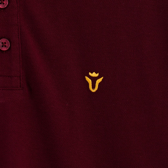 Close-up detail of Dare Wolf maroon polo t-shirt collar